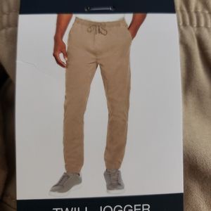 GAP Khaki Tan Twill Joggers Men's XLarge NWT